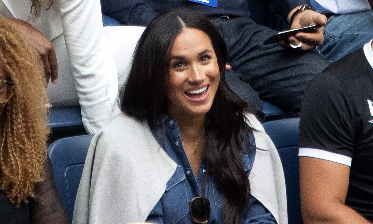 La duquesa de Sussex, pura energía en el US Open animando a su amiga Serena Williams