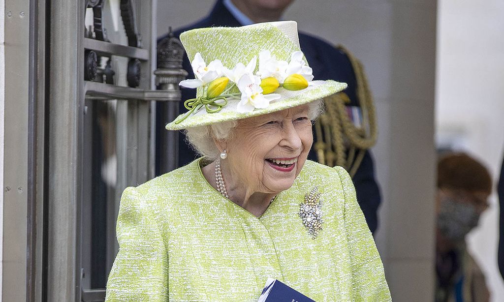 La Reina Isabel Ii Reaparece En Su Primer Acto Publico Este Ano