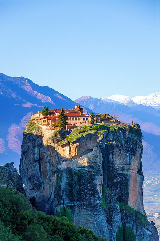 activación Esquiar relajado Cómo descubrir los monasterios colgados de Meteora o un viaje a las alturas  en Grecia