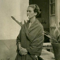 Un vistazo al guardarropa de Frida Kahlo 