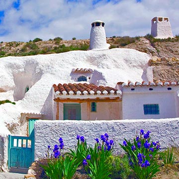 Hoteles-cueva o el placer de dormir dentro de la tierra