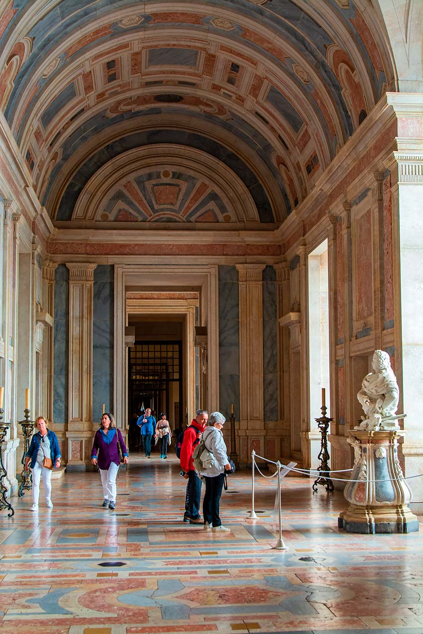 El Palacio De Mafra Pura Extravagancia En Portugal - 