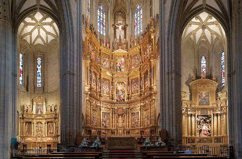 Astorga, el pueblo que más brilla esta Navidad Astorga-catedral-capilla-mayor-a