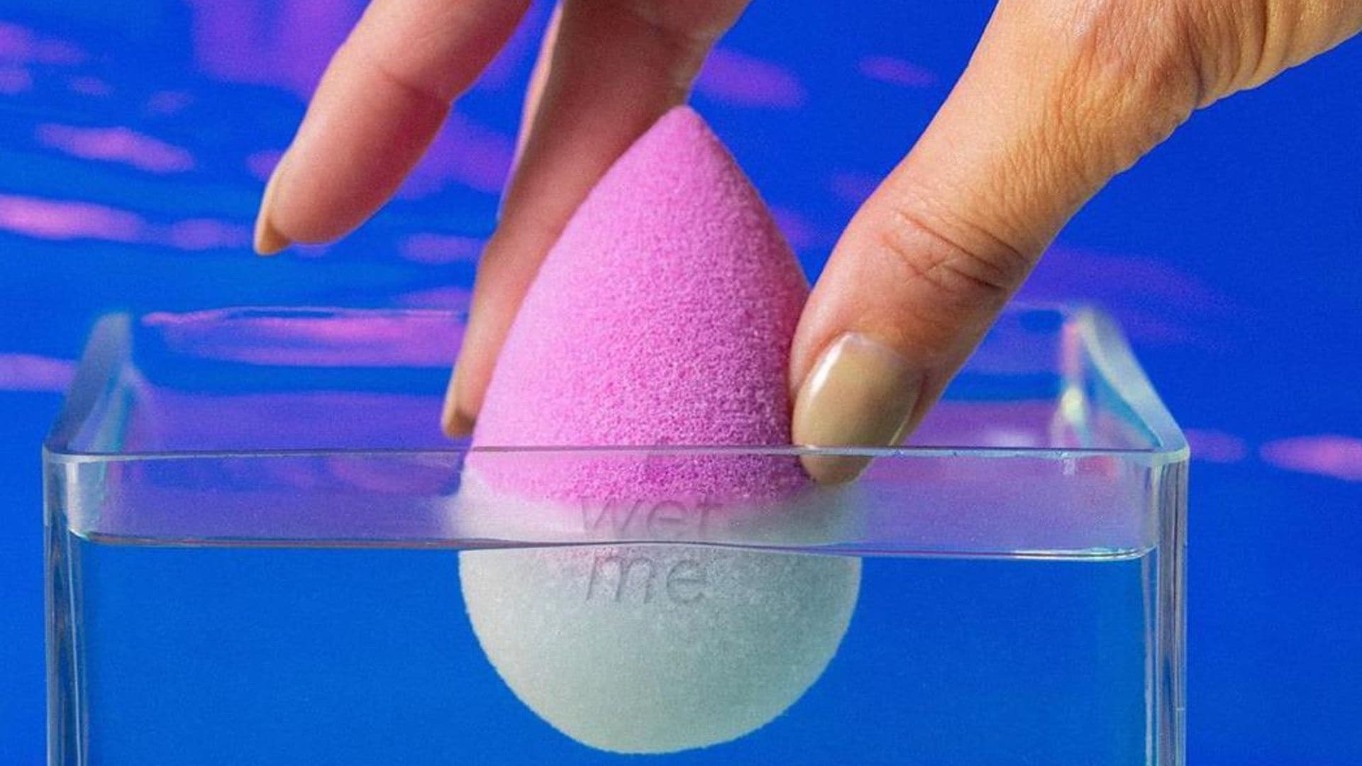 Beautyblender sponge