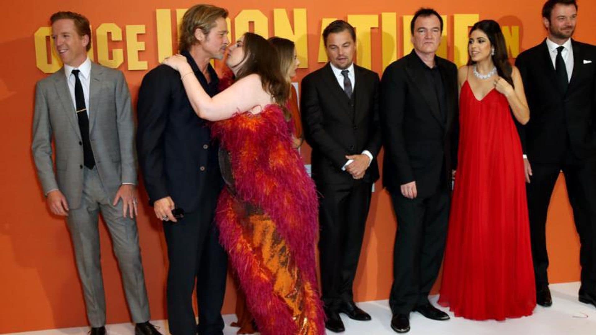 Do you remember Brad Pitt and Lena Dunham’s awkward kiss? The actress finally reveals what really happened