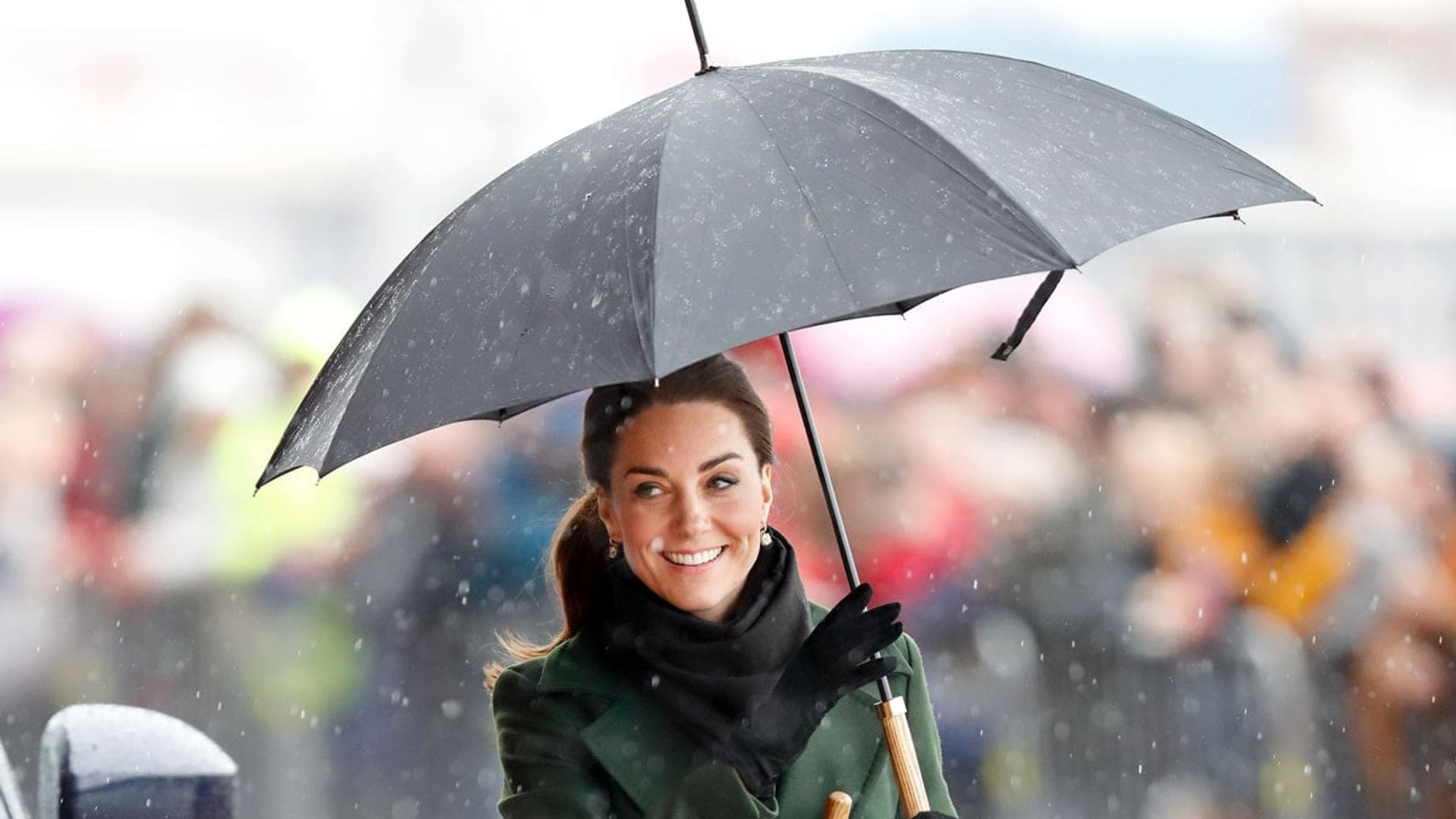 Kate Middleton braves the rain – wears chic designer – during Blackpool visit