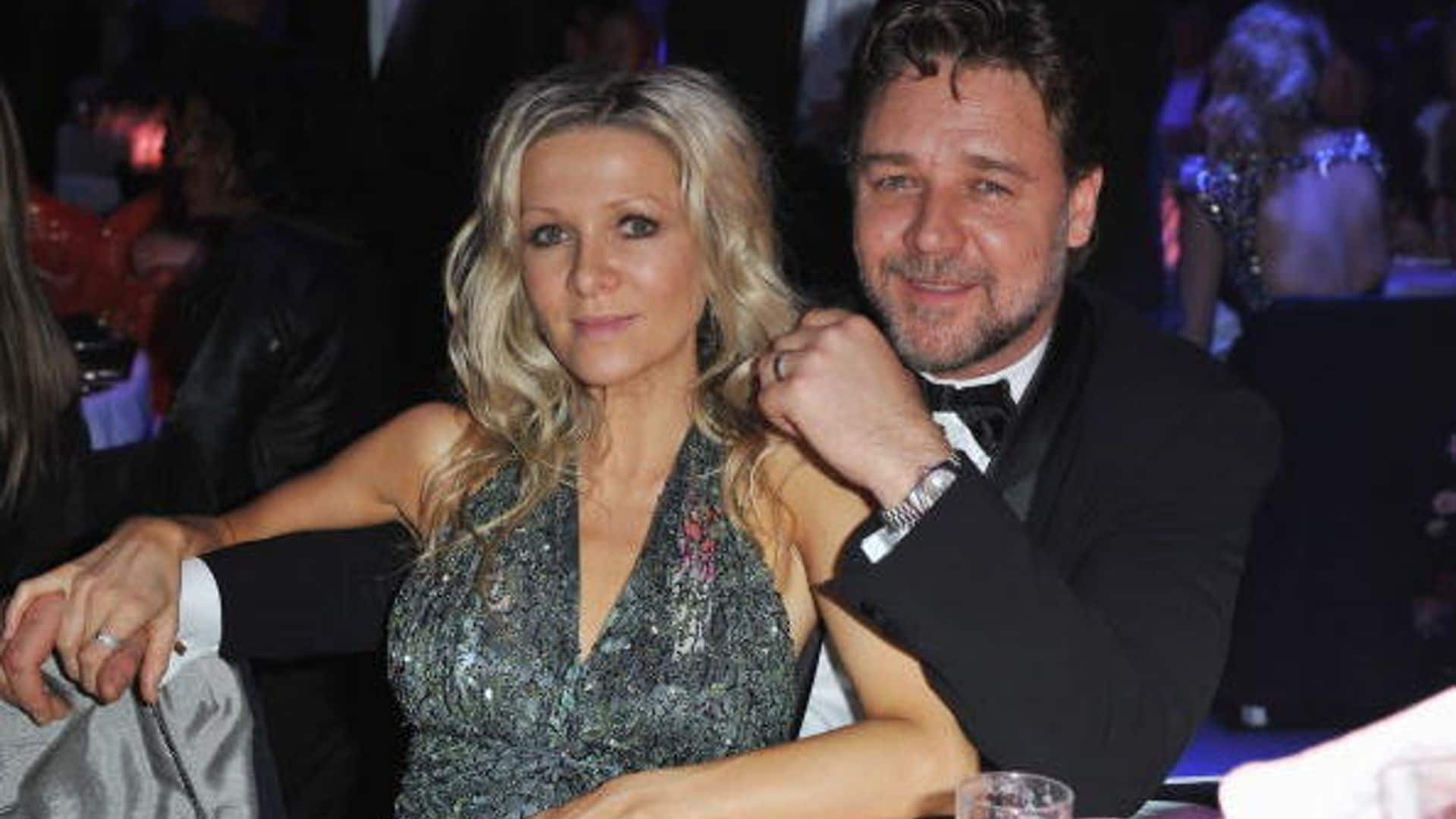 Russell Crowe admits he is still in love with ex Danielle Spencer