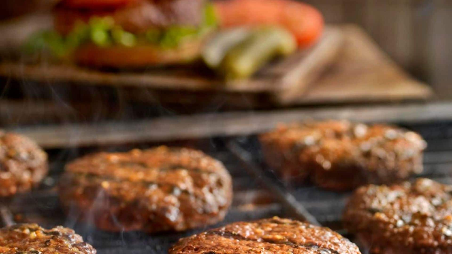 How to grill hamburgers