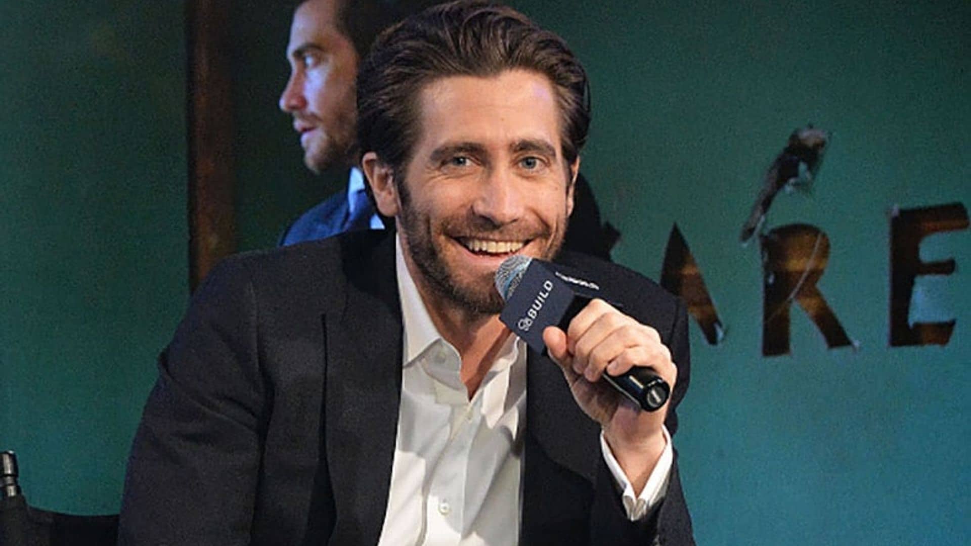 Jake Gyllenhaal says his dance moves will make you 'nauseous'