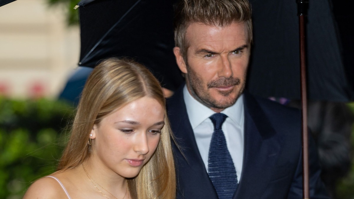 Harper Beckham stuns in a pink gown as she supports Victoria Beckham’s Paris runway show