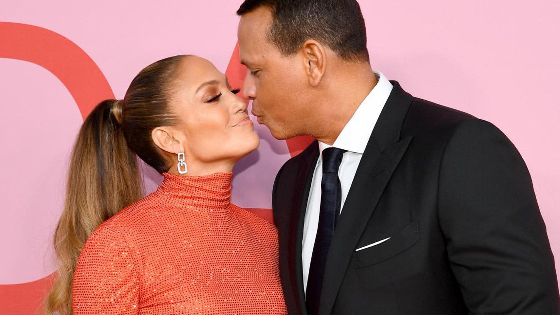 Jennifer Lopez and A-Rod celebrate 1 year since their engagement with the most romantic gesture