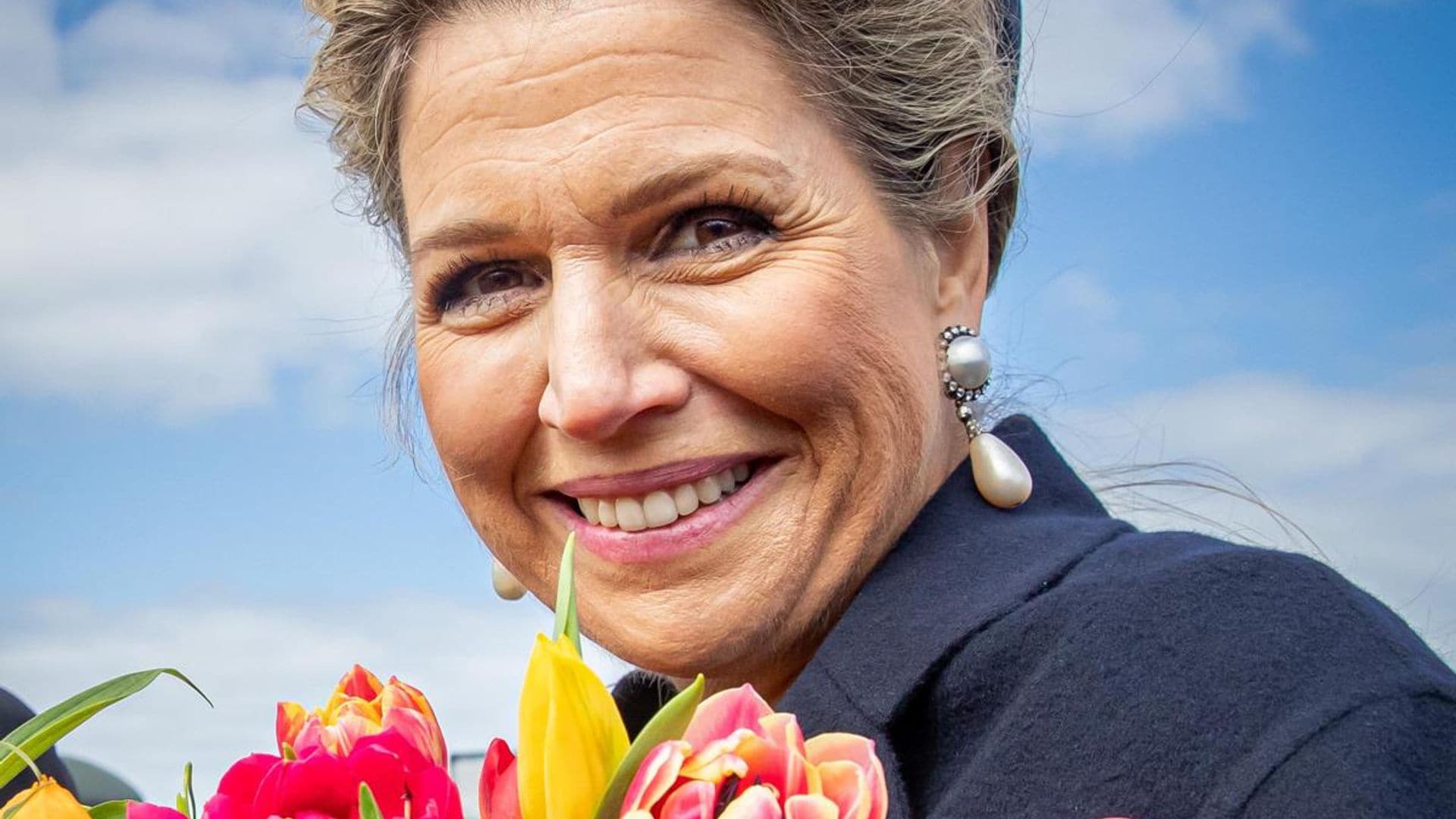 Queen Maxima pays visit to a tulip barn with King Willem-Alexander: See the colorful photos