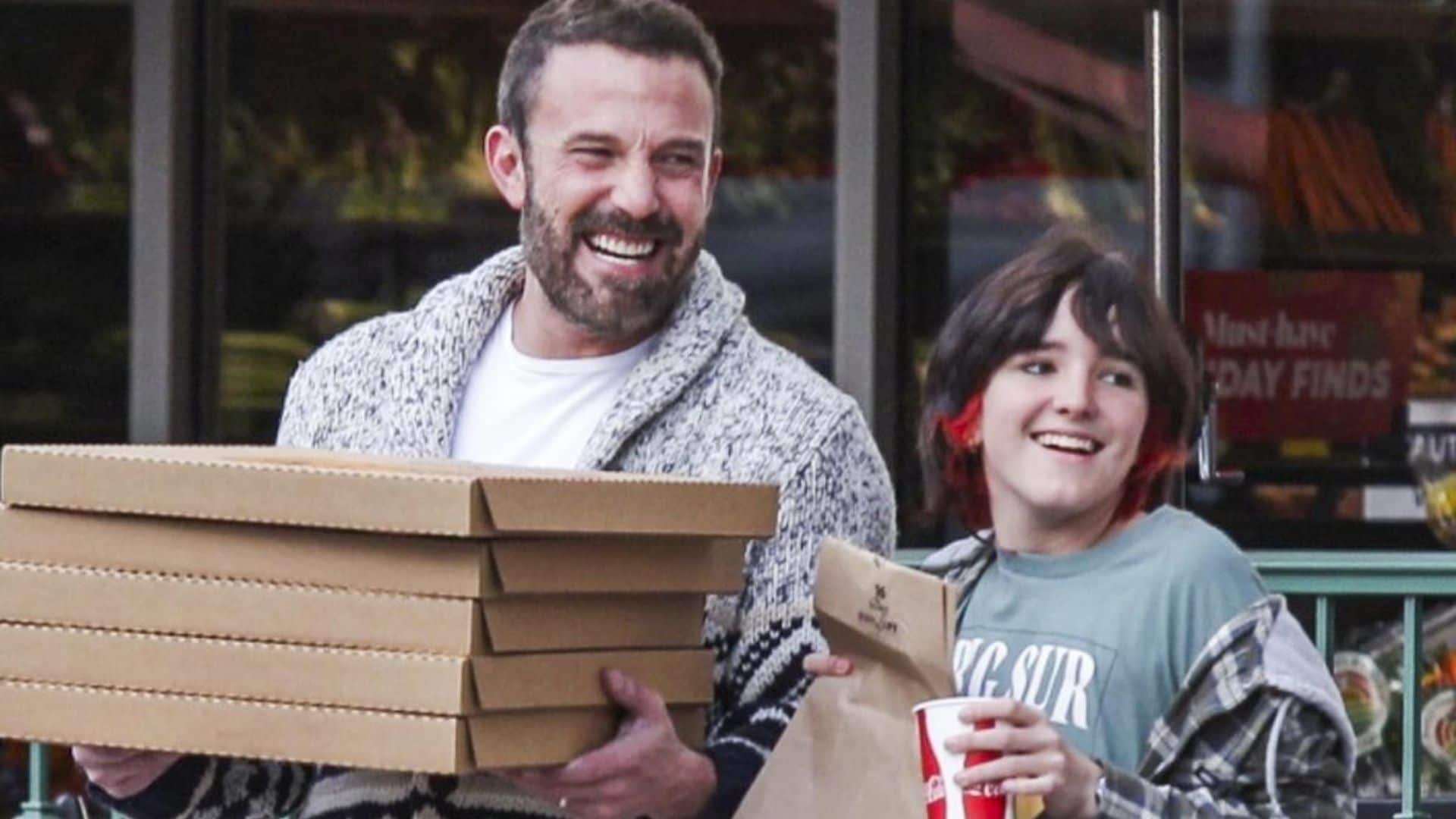 Ben Affleck was all smiles enjoying lunch with his 14-year-old kid Seraphina in Los Angeles