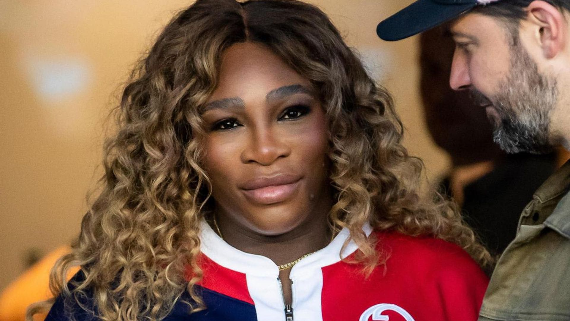 Pregnant Serena Williams and daughter Olympia take an amazing bathroom selfie
