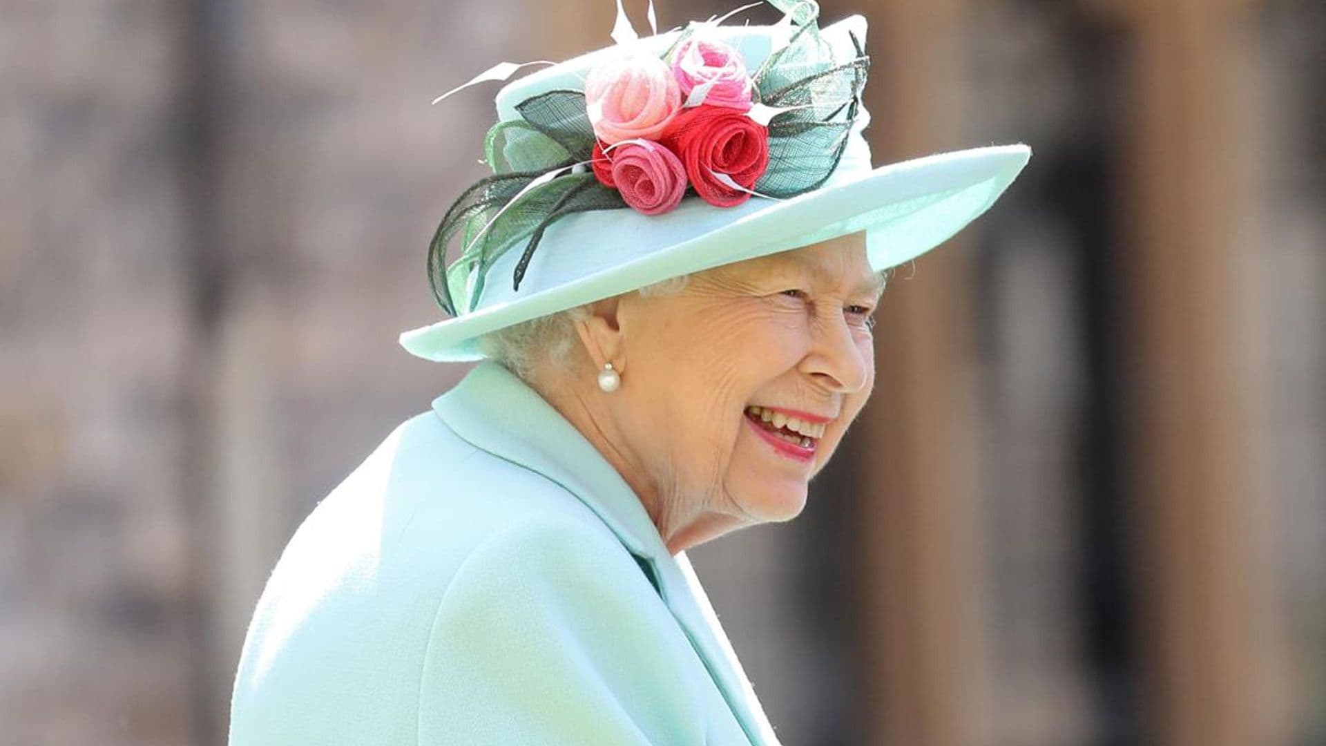 When will Queen Elizabeth return to Buckingham Palace?