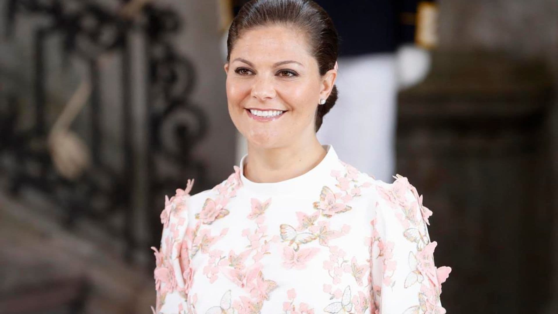 Crown Princess Victoria opens up the doors to Sweden’s Royal Palace for a virtual tour you don’t want to miss