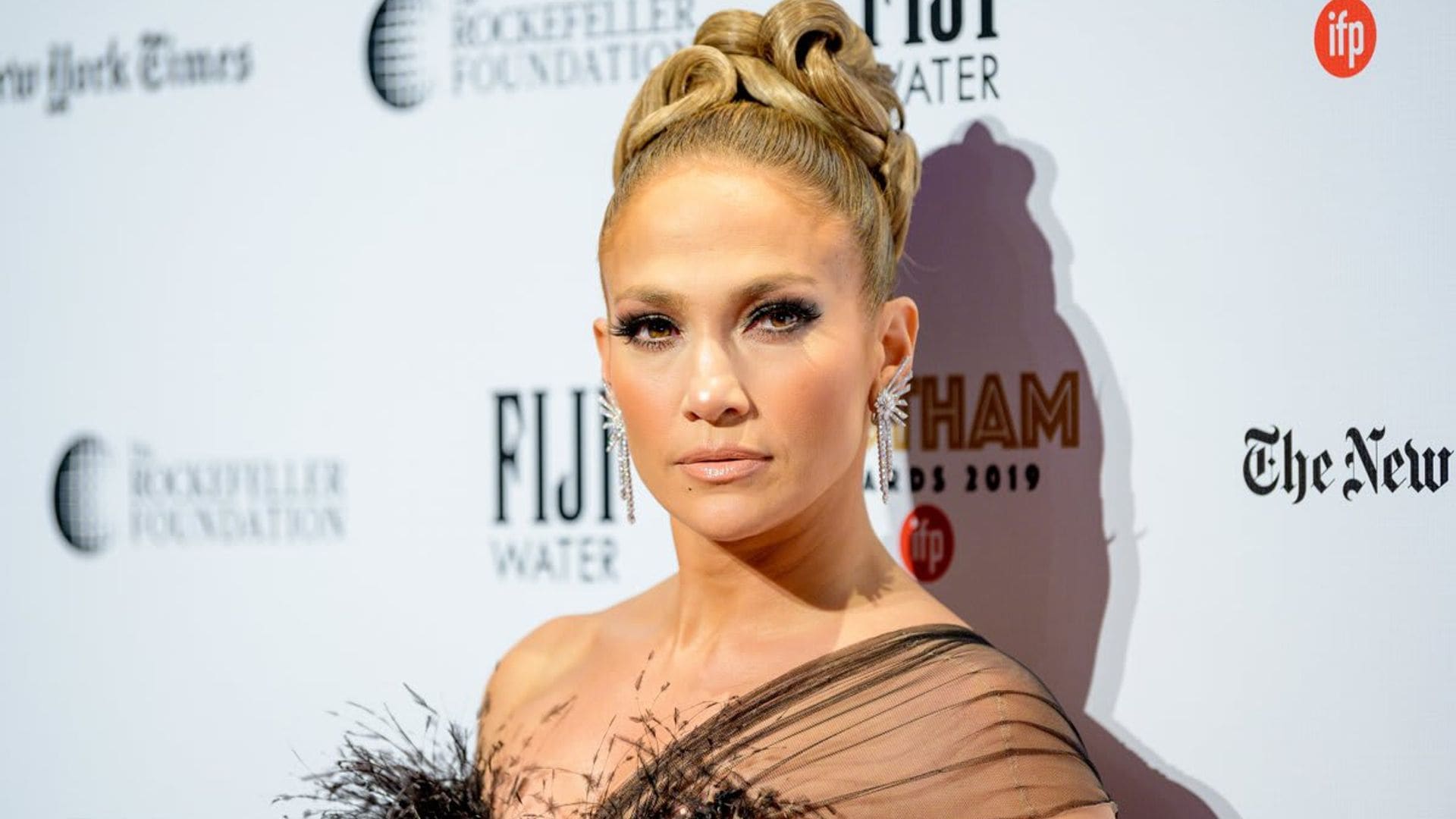 Here’s why Jennifer Lopez’s latest post has fans questioning her relationship status