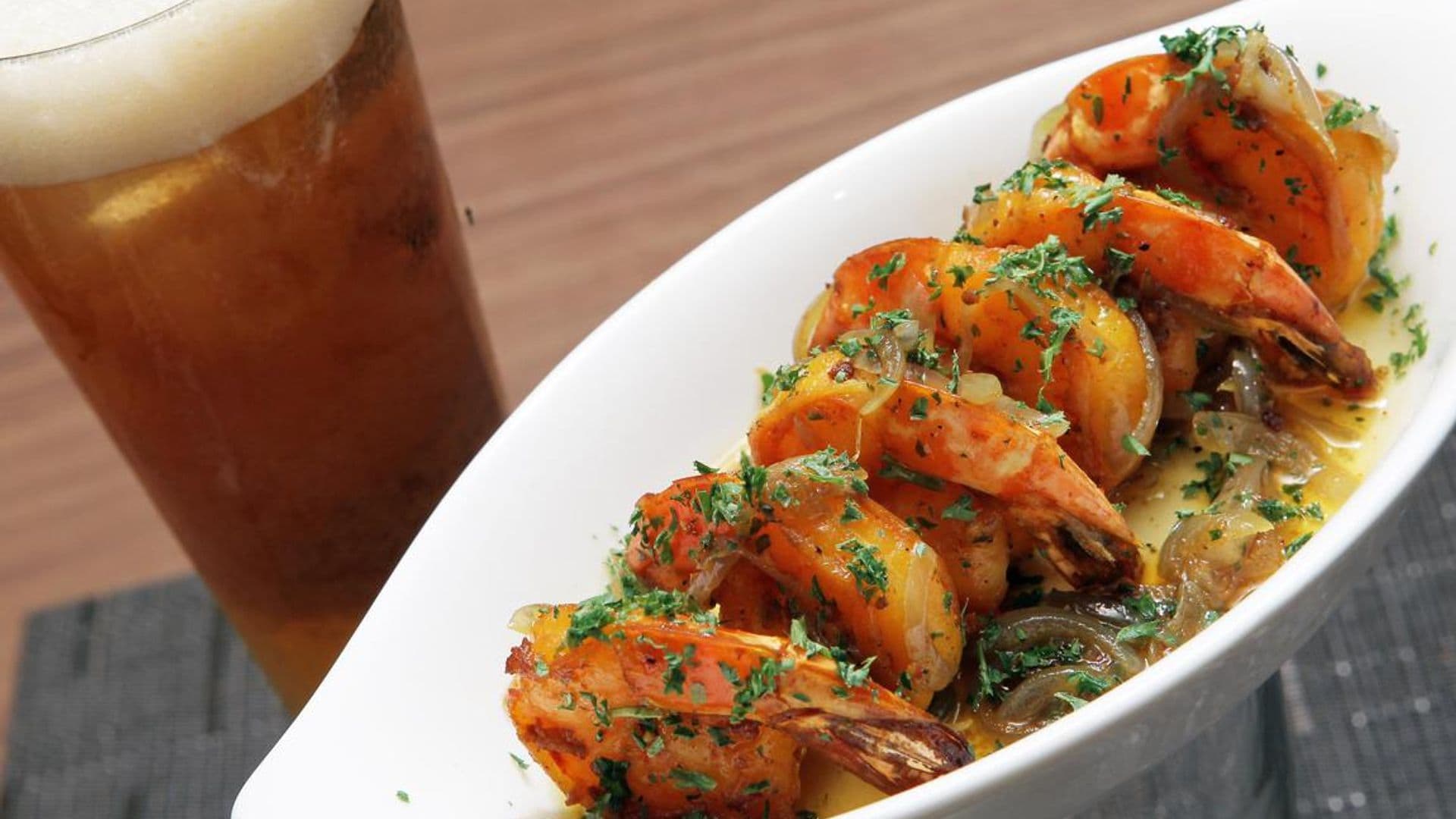 Classic Spanish recipe, Gambas al ajillo, is deliciously flavorful and only takes minutes