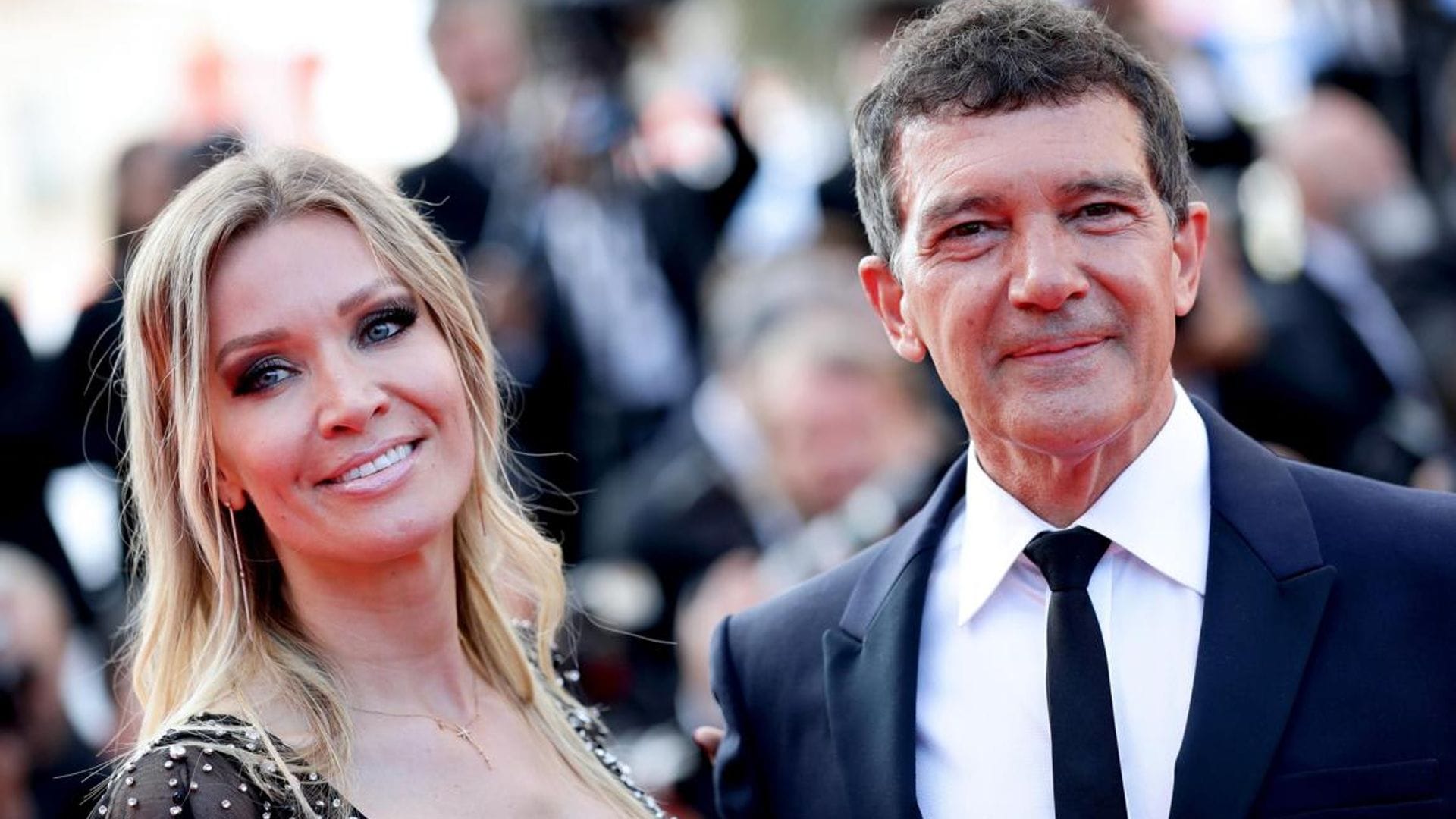 Antonio Banderas and girlfriend Nicole Kimpel separated by coronavirus