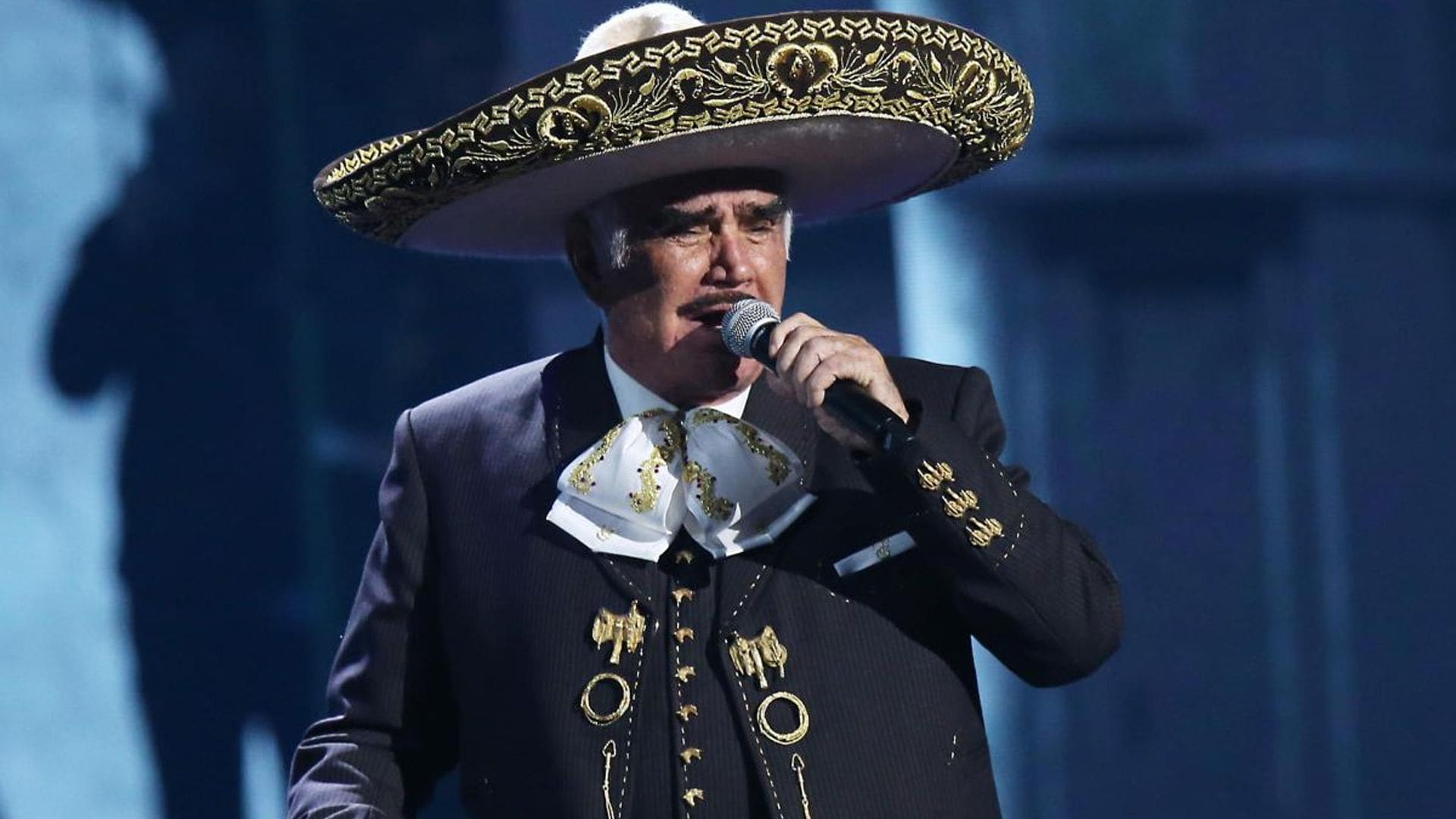 Vicente Fernández wins the Grammy for Best Regional Mexican Music Album 4 months after his death