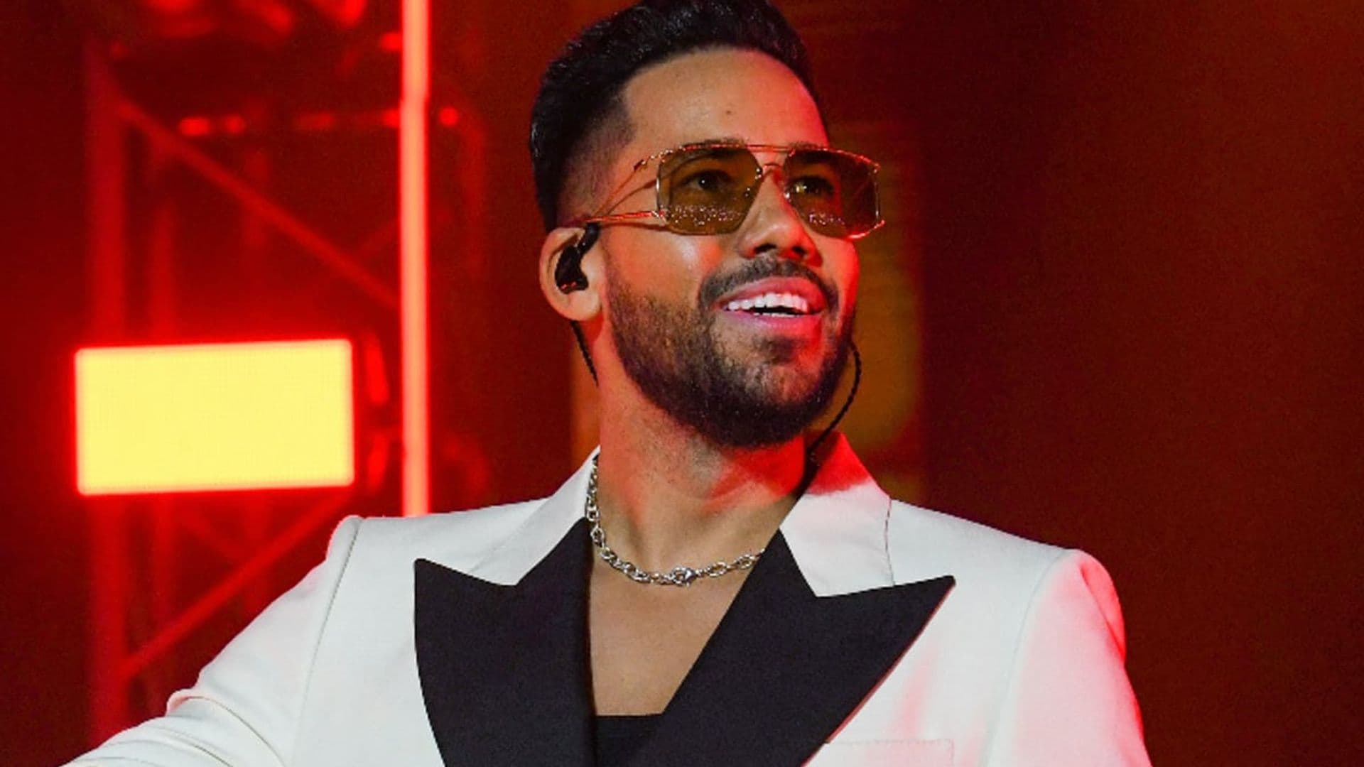 Romeo Santos shows why he is the King of Bachata kicking off new tour in Perú: WATCH