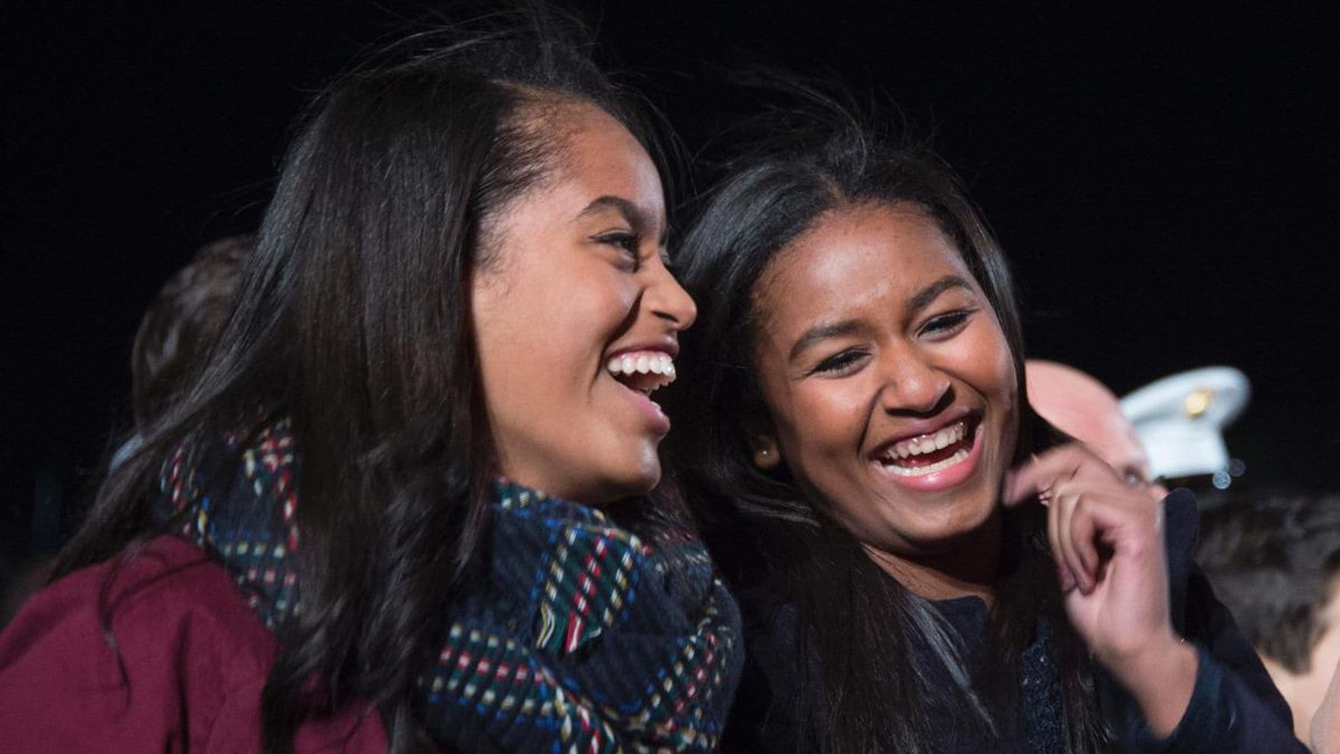 Malia and Sasha Obama were spotted hanging out with friends in West Hollywood