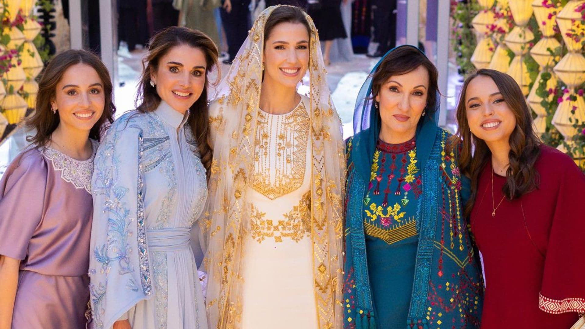 Queen Rania hosts Henna Party for future daughter in law