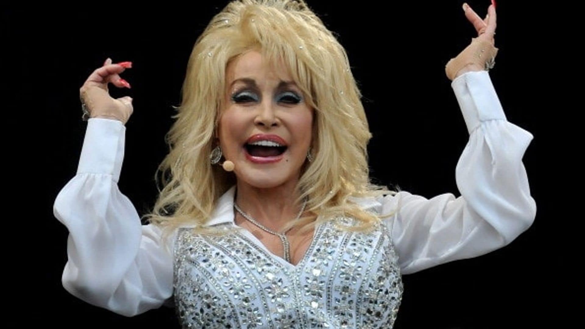 Dolly Parton sings duet with young fan who has Down syndrome