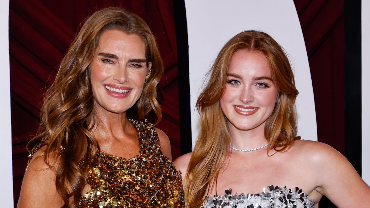 https://www.hola.com/us/horizon/landscape/141f69f0260a-brooke-shields-rowan-francis-henchy-at-glamours-2024-women-of-the-year-held-at-t.jpg?im=Resize=(1200)