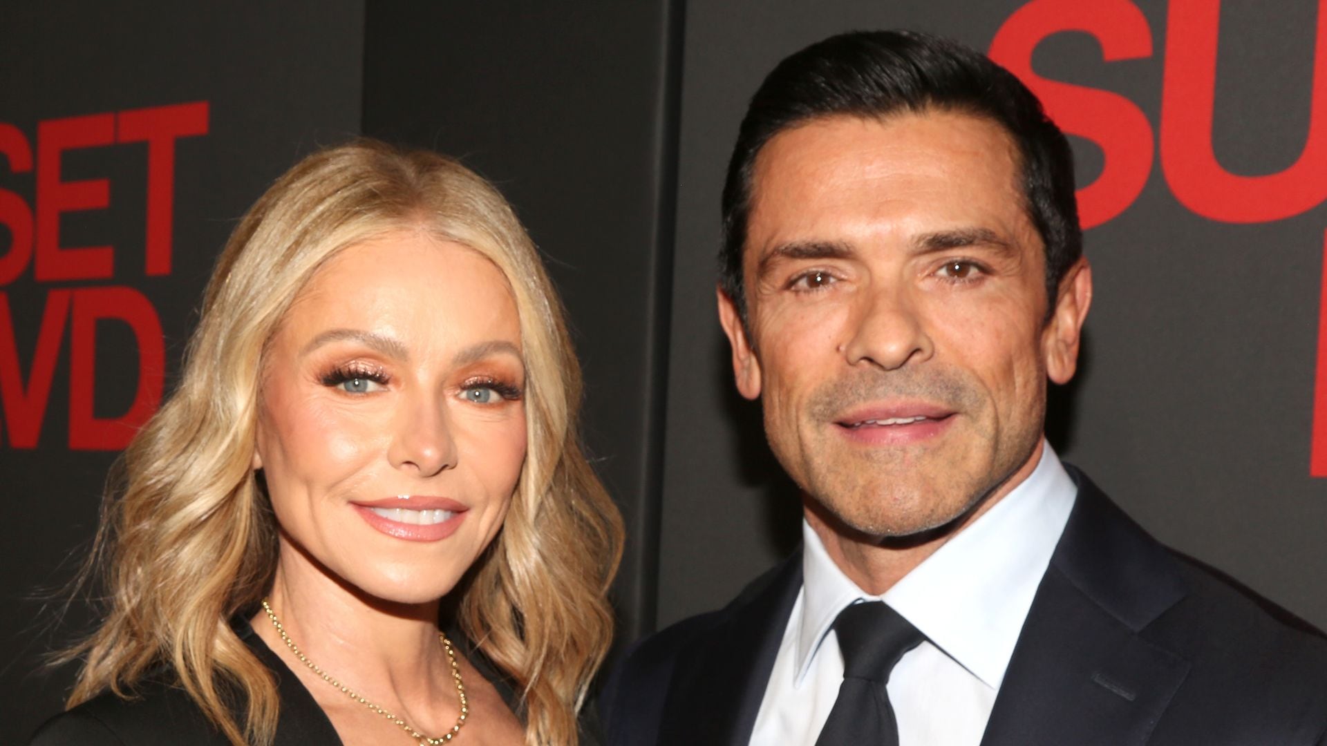 Mark Consuelos mourns not wearing a Christmas onesie with Kelly Ripa; 'We have to look elegant'