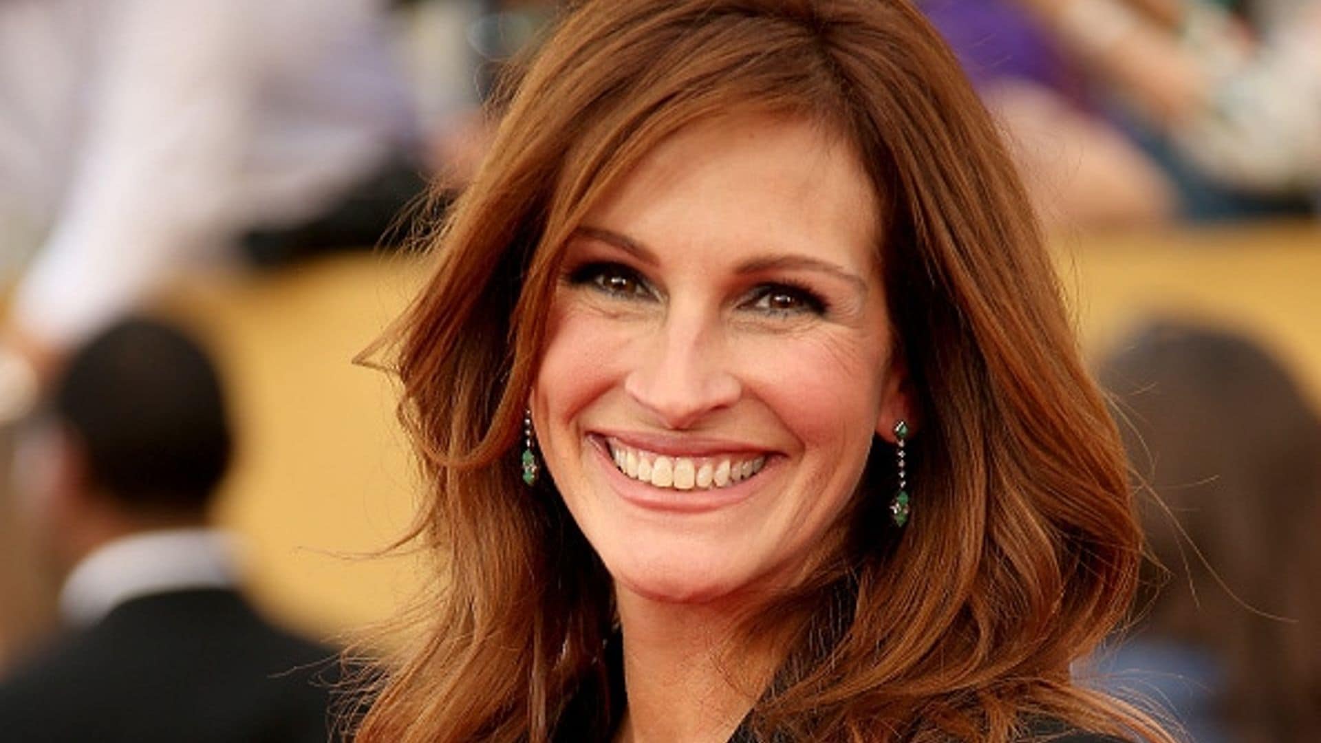 Julia Roberts on being a mother: 'I'm like an air traffic controller'