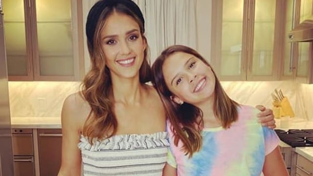 Jessica Alba and her daughter Honor in an Instagram post