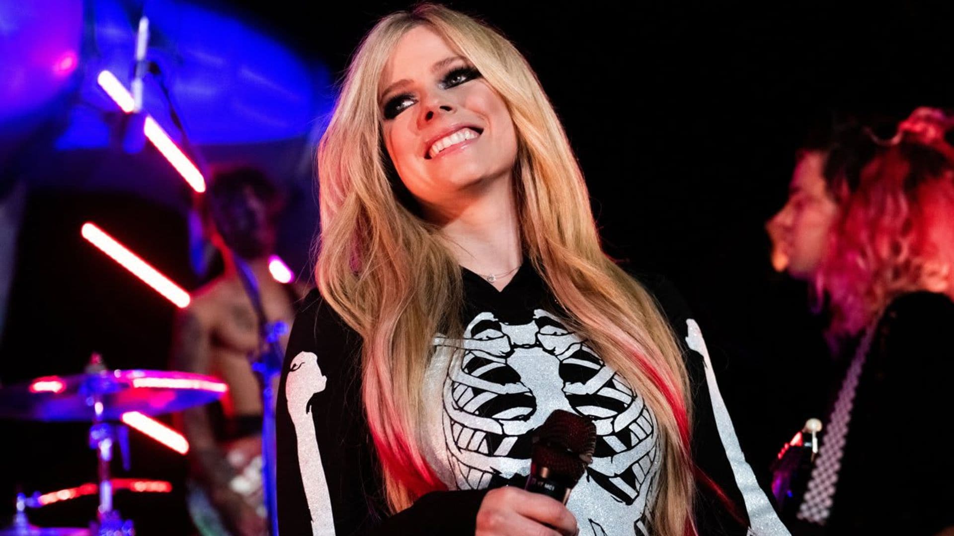 Avril Lavigne joins Travis Barker’s record label and announces new song