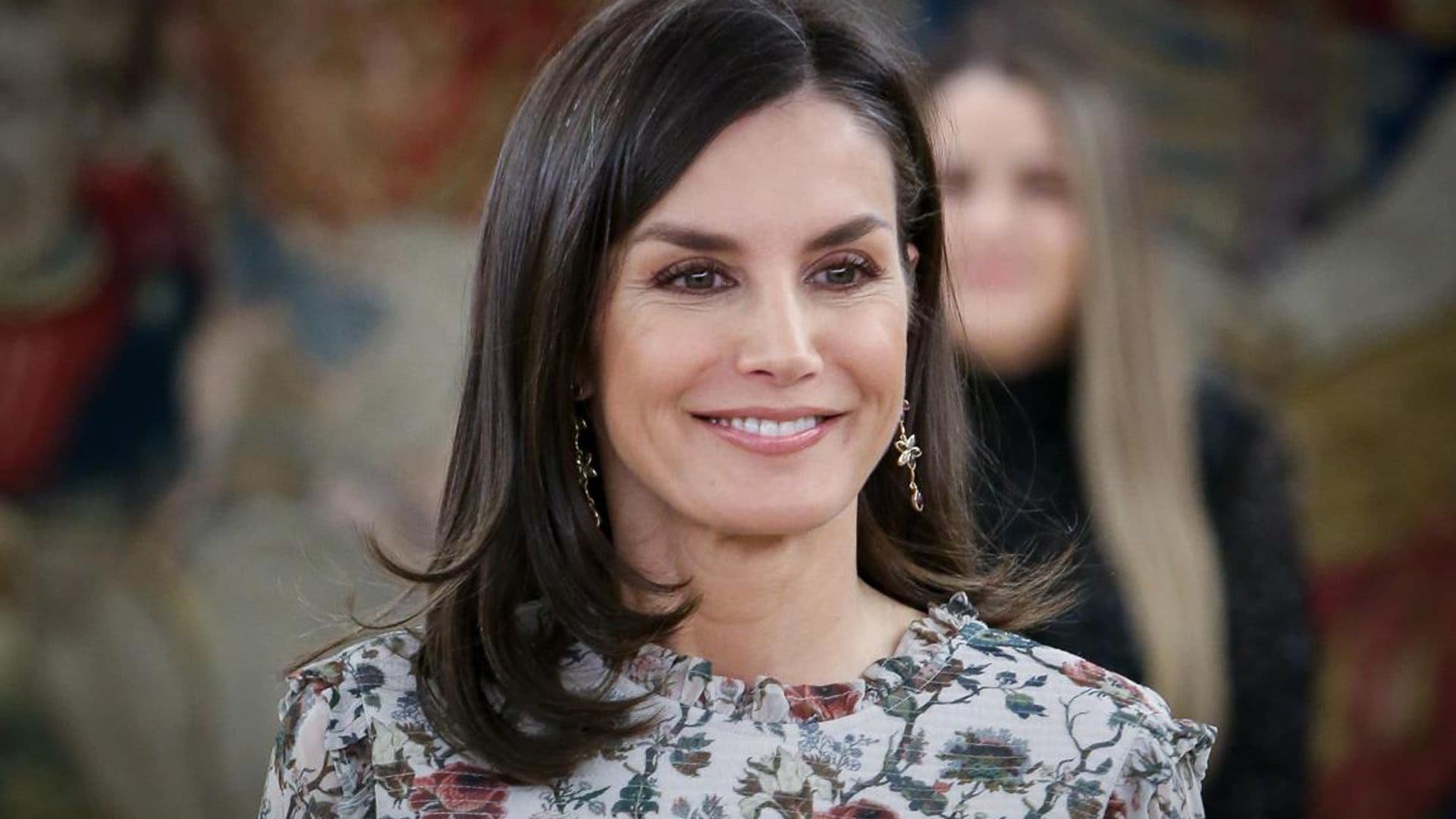 Queen Letizia changes her look and rocks luscious bouncy curls - See the photos