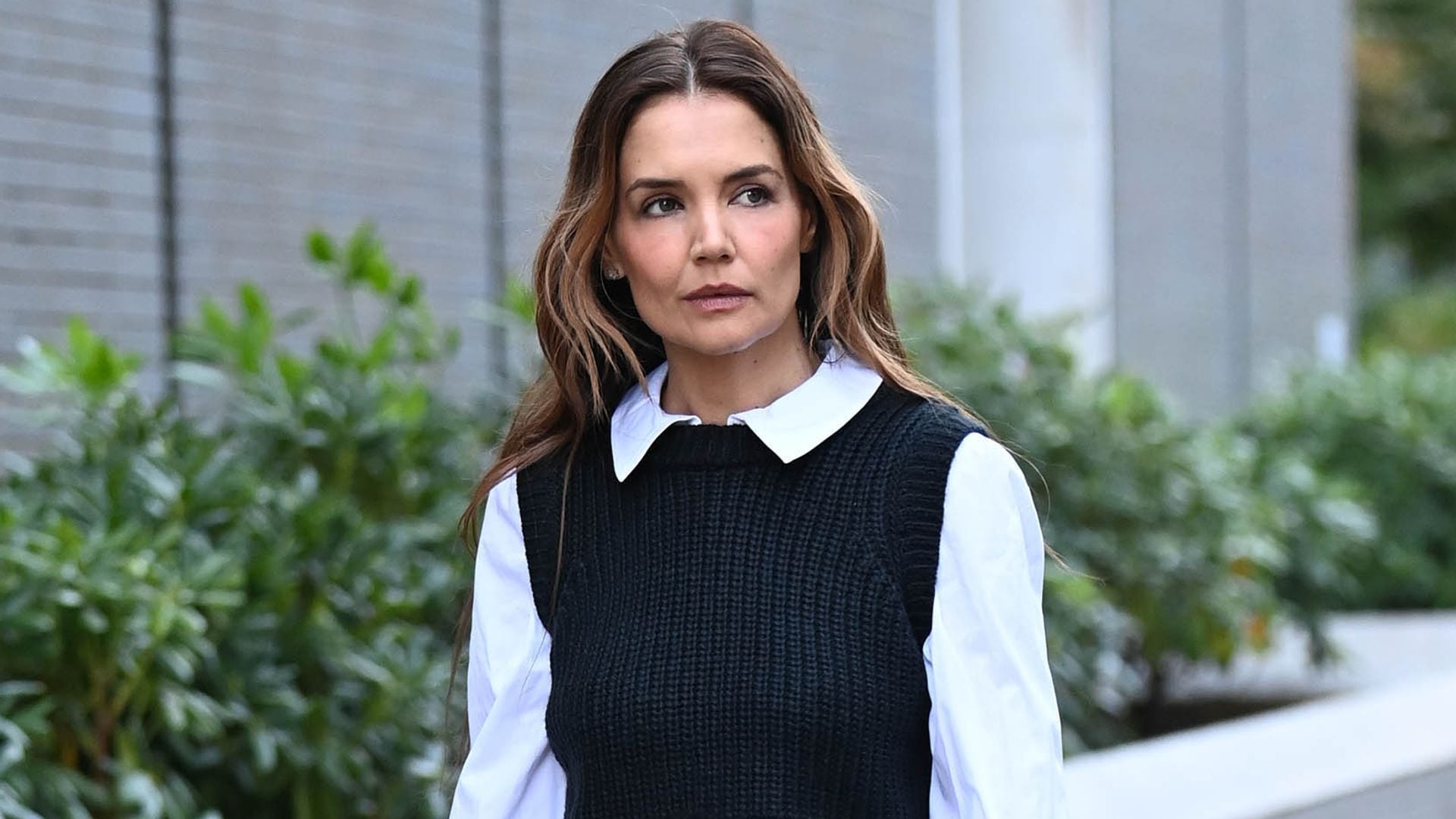 Katie Holmes wore backwards button-down in Paris: Did she start a new trend?