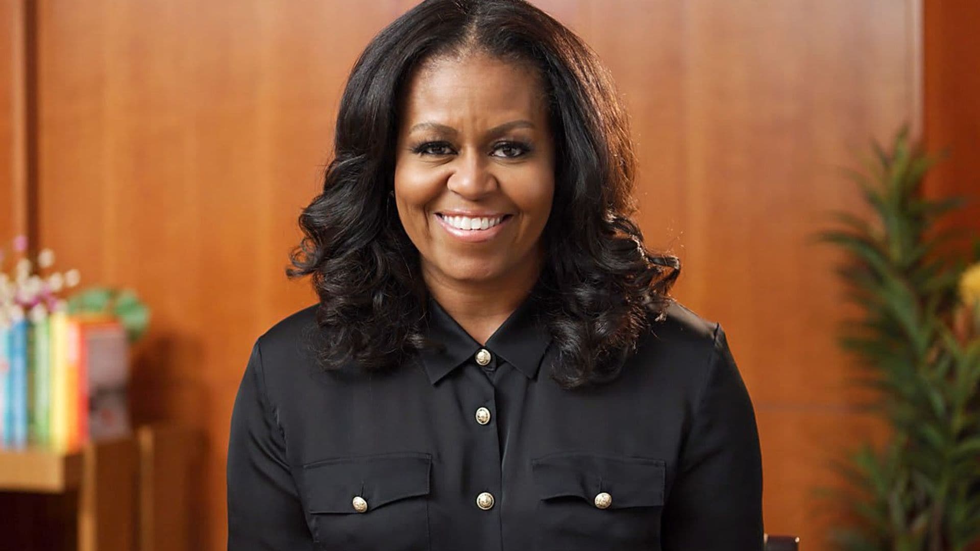 Michelle Obama has chosen the old-fashioned craft of knitting to create tops for her daughters