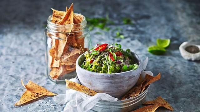 Chia and Tomato Guacamole with Sumac Crisps