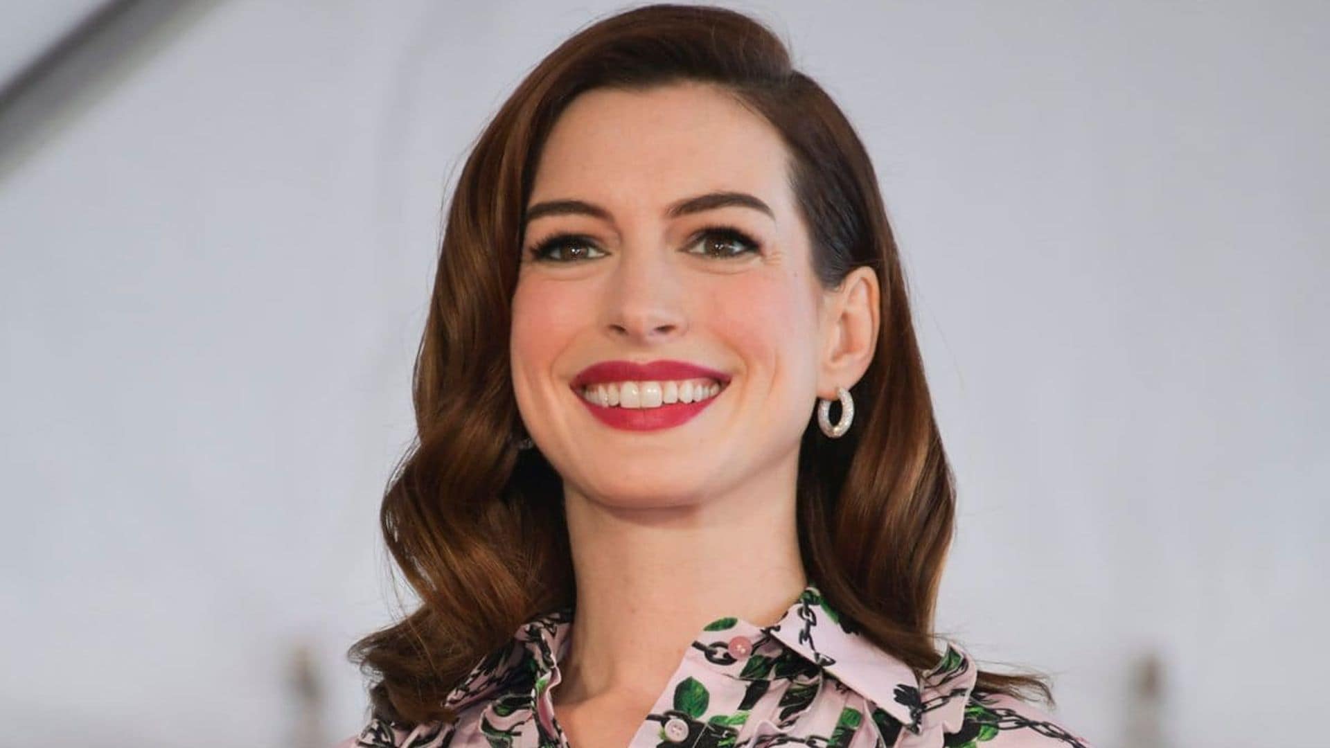 Anne Hathaway reveals she and her family spent 2020 eating comfort food from the frozen aisle