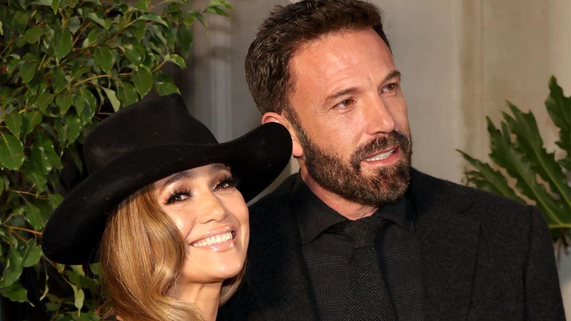 Ben Affleck and Jennifer Lopez have begun looking for Halloween costumes