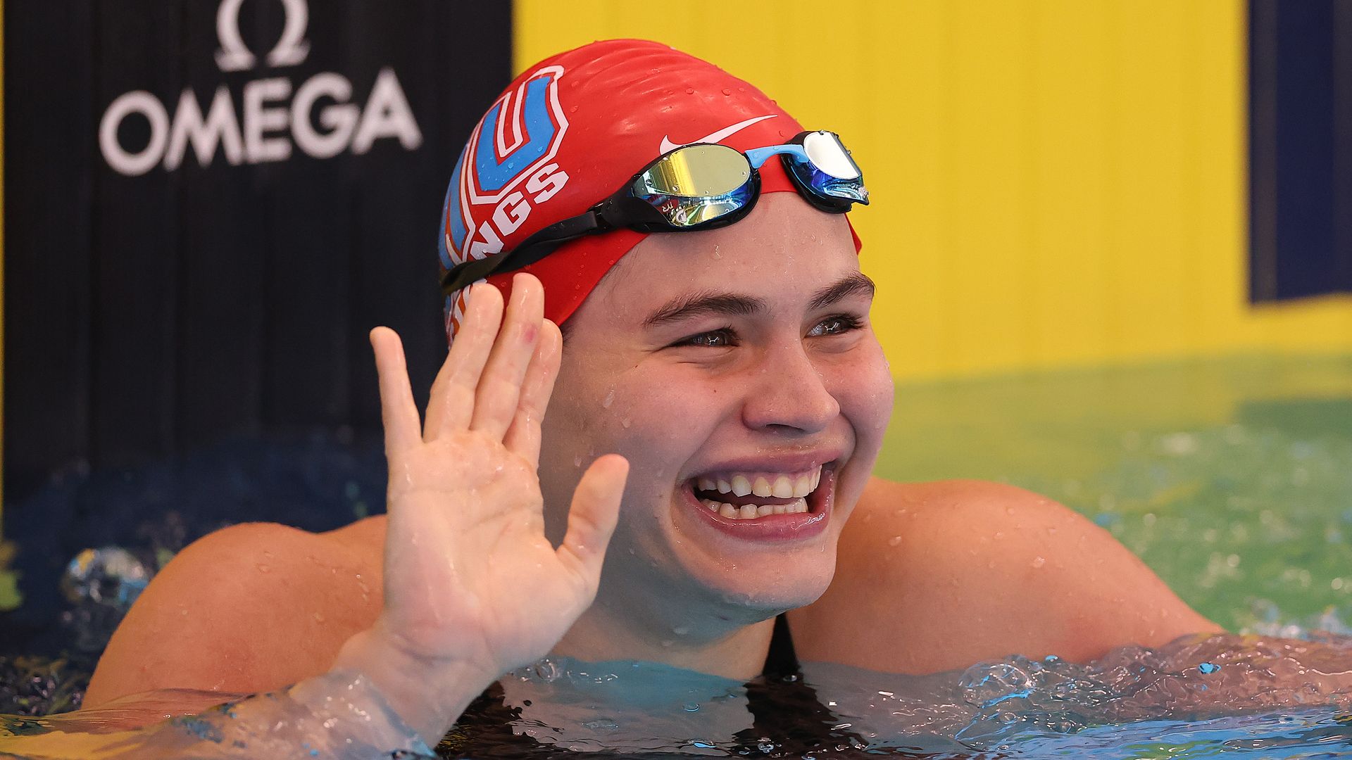 Paraguayan swimmer Luana Alonso qualifies for the Paris Games and wins the internet's heart