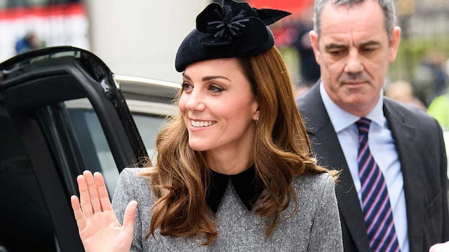 Kate Middleton waving