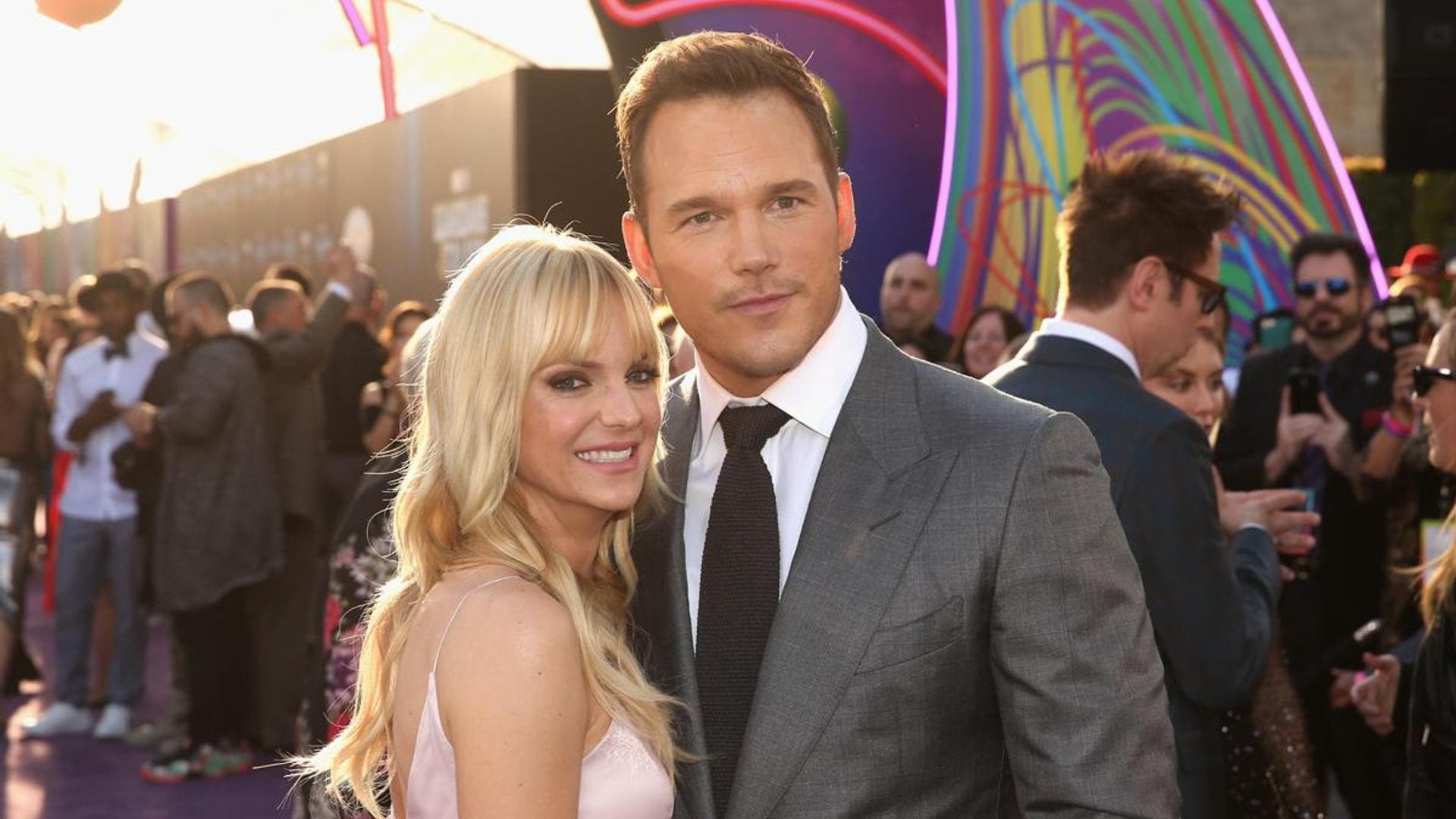 Anna Faris says she’s ‘much closer’ with ex-Chris Pratt & Katherine Schwarzenegger