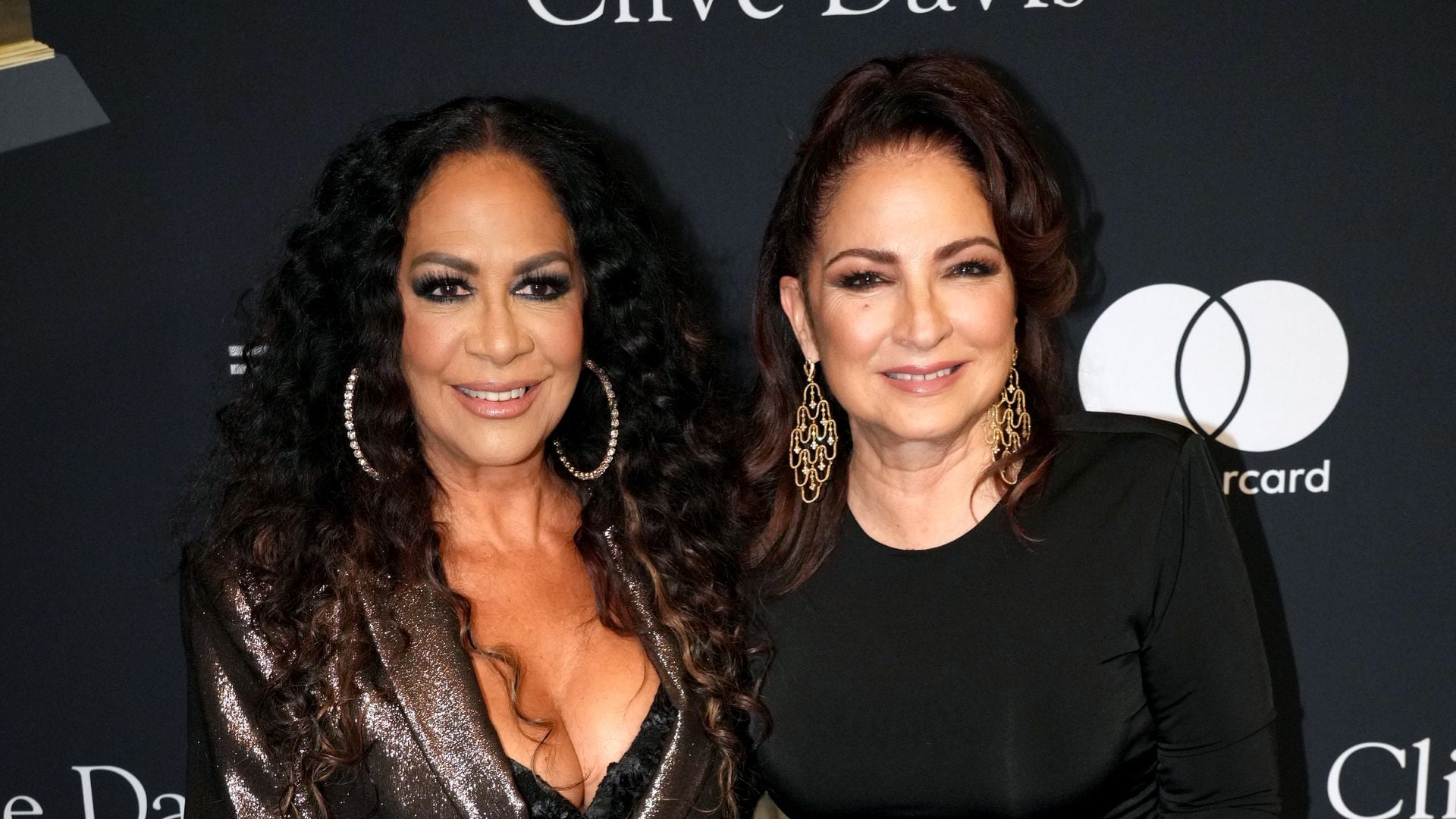 Gloria Estefan joins Sheila E. for an electrifying performance of 'Bemba Colorá' on 'Jimmy Kimmel Live'