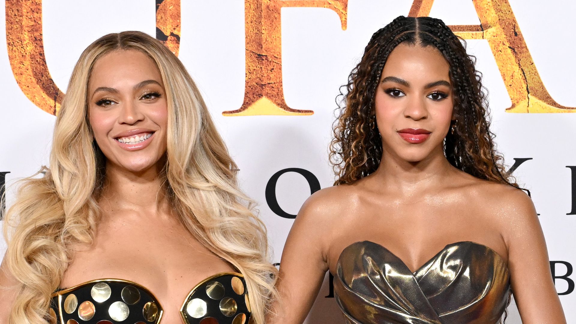 Beyoncé's youngest daughter adorably crashes a rare Blue Ivy interview