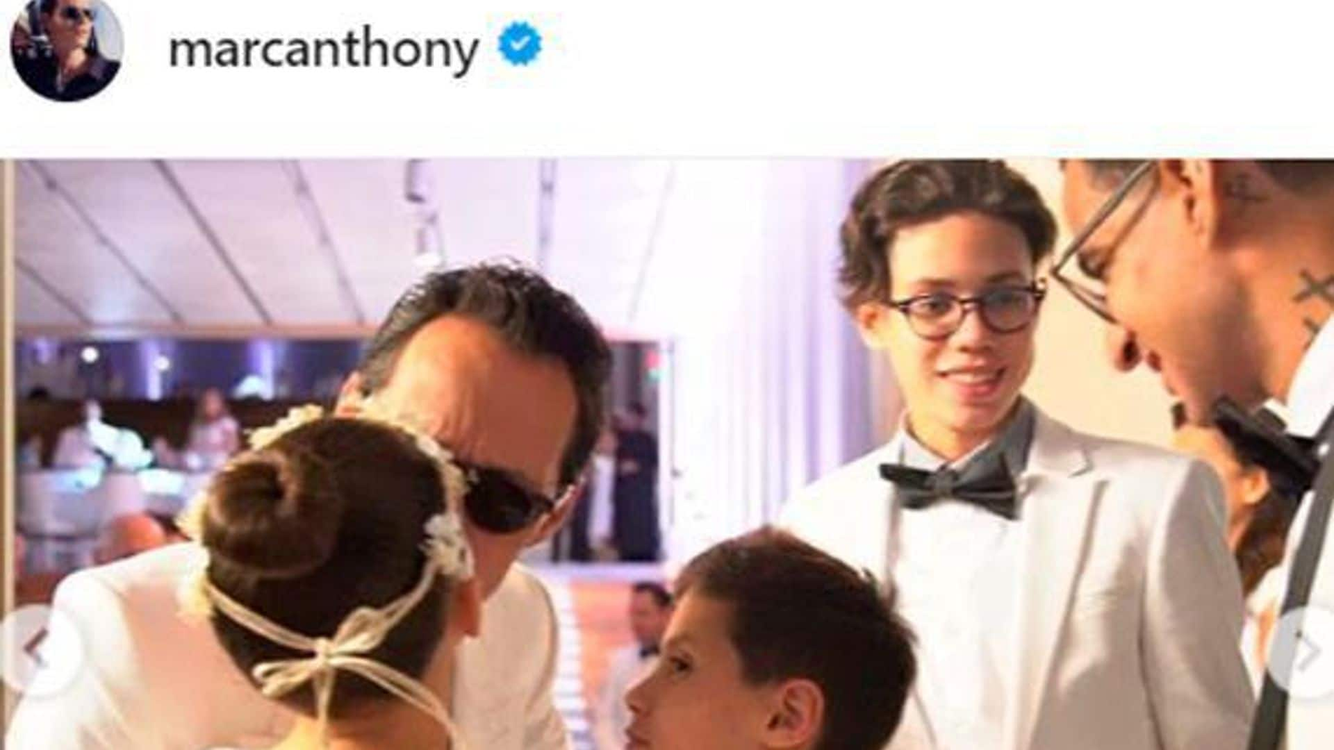 You have to see this adorable photo of Marc Anthony and Jennifer Lopez’s twins