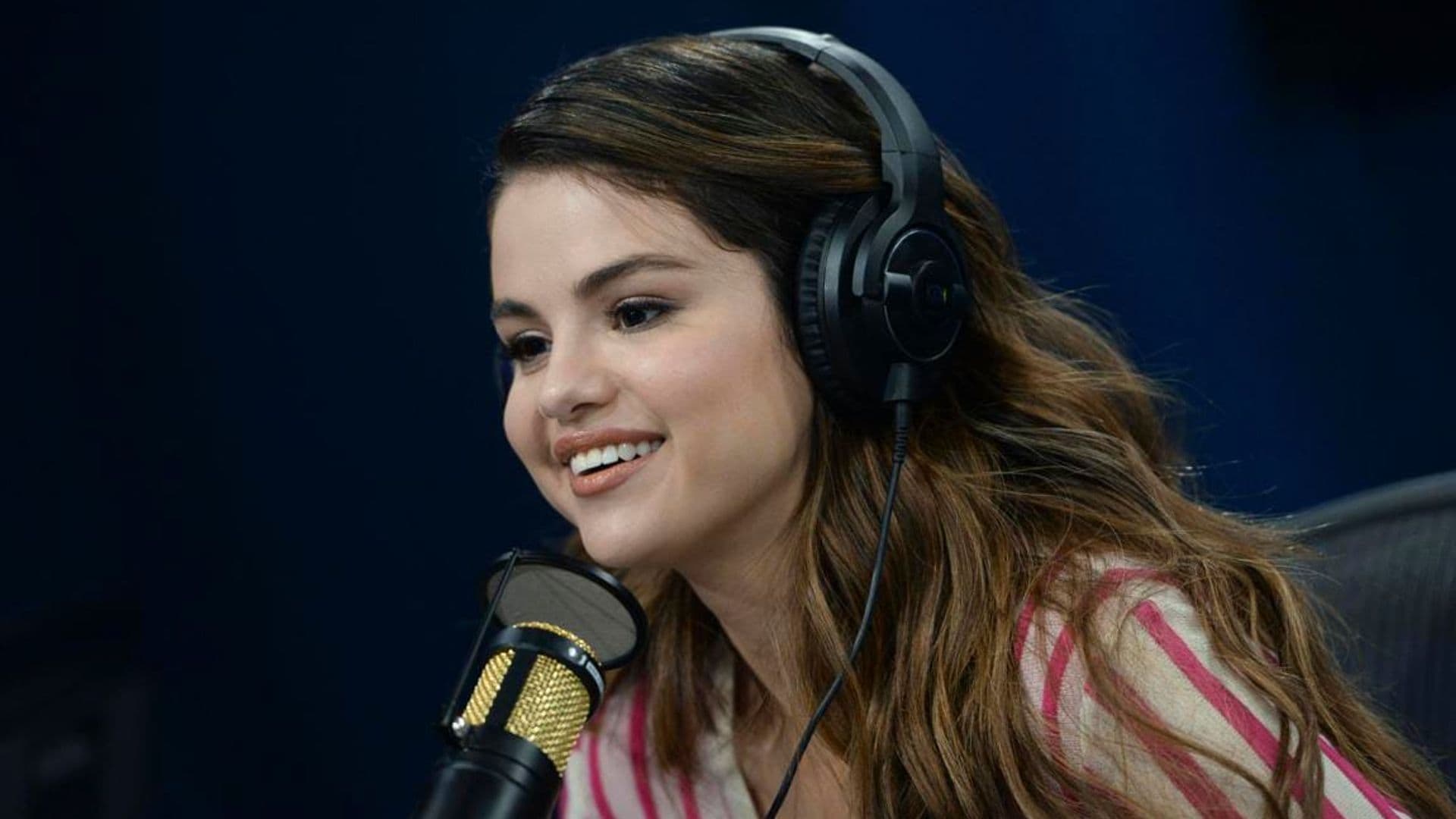 Selena Gomez Visits The SiriusXM Hollywood Studios in Los Angeles