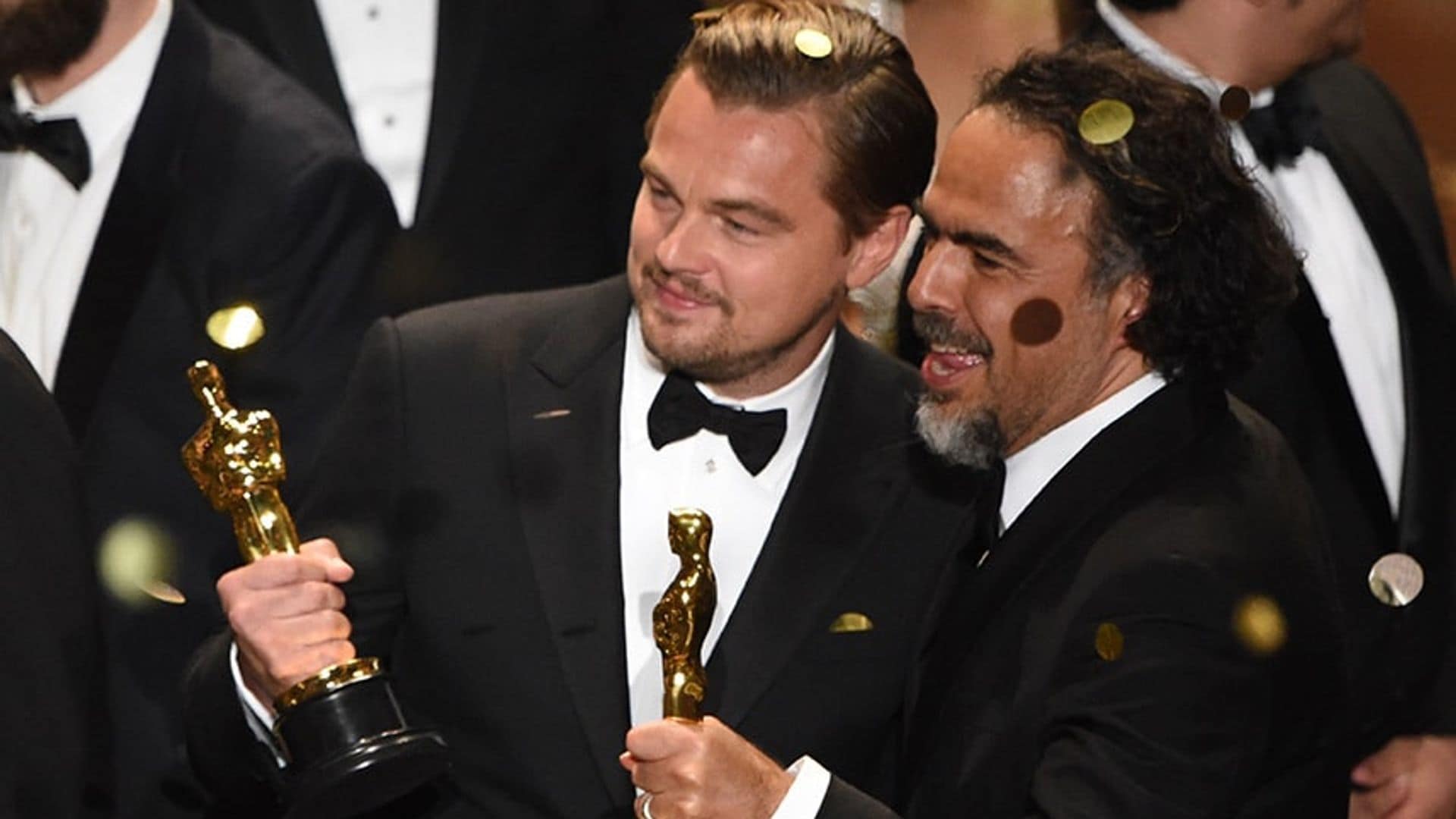 Oscars 2016: Leonardo DiCaprio gets standing ovation as he wins first Oscar for 'The Revenant'