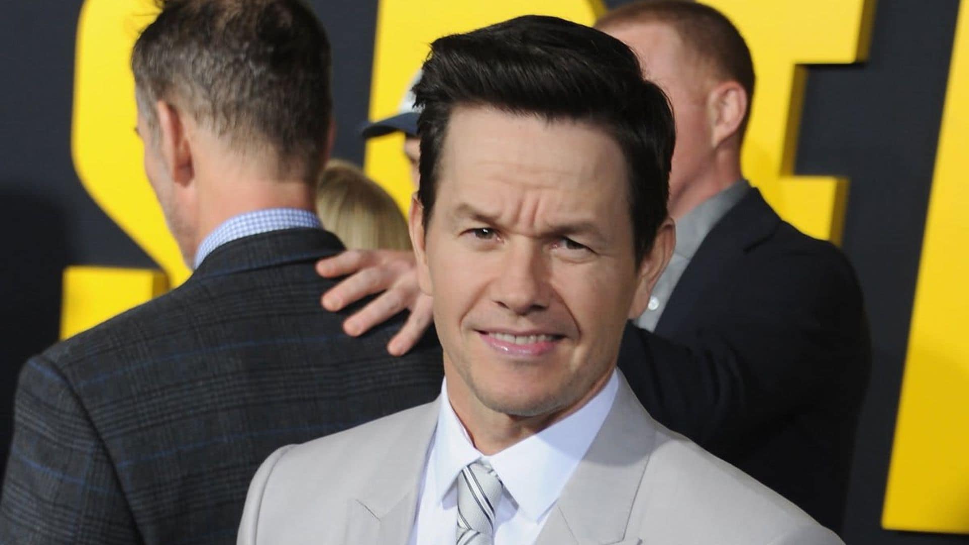 Mark Wahlberg works out shirtless at an hour when everyone else is sleeping