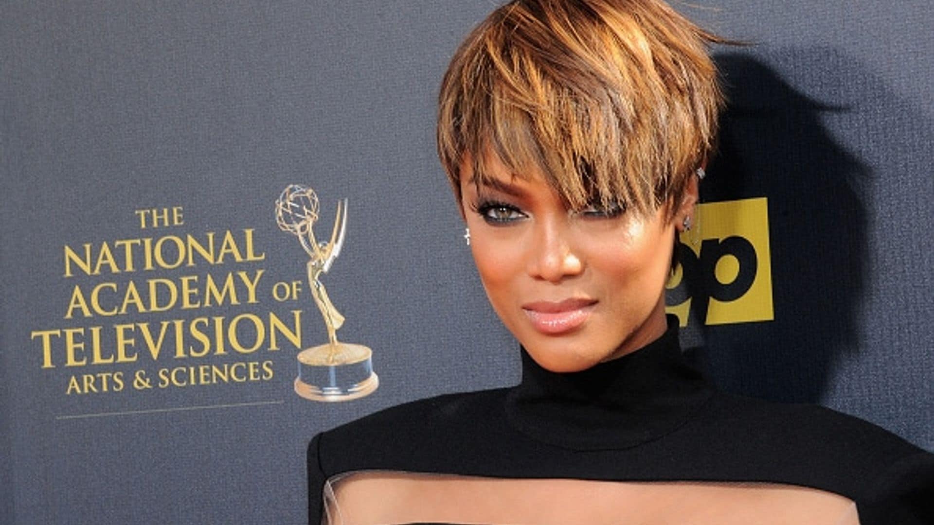 Tyra Banks keeps it real with makeup-free selfie