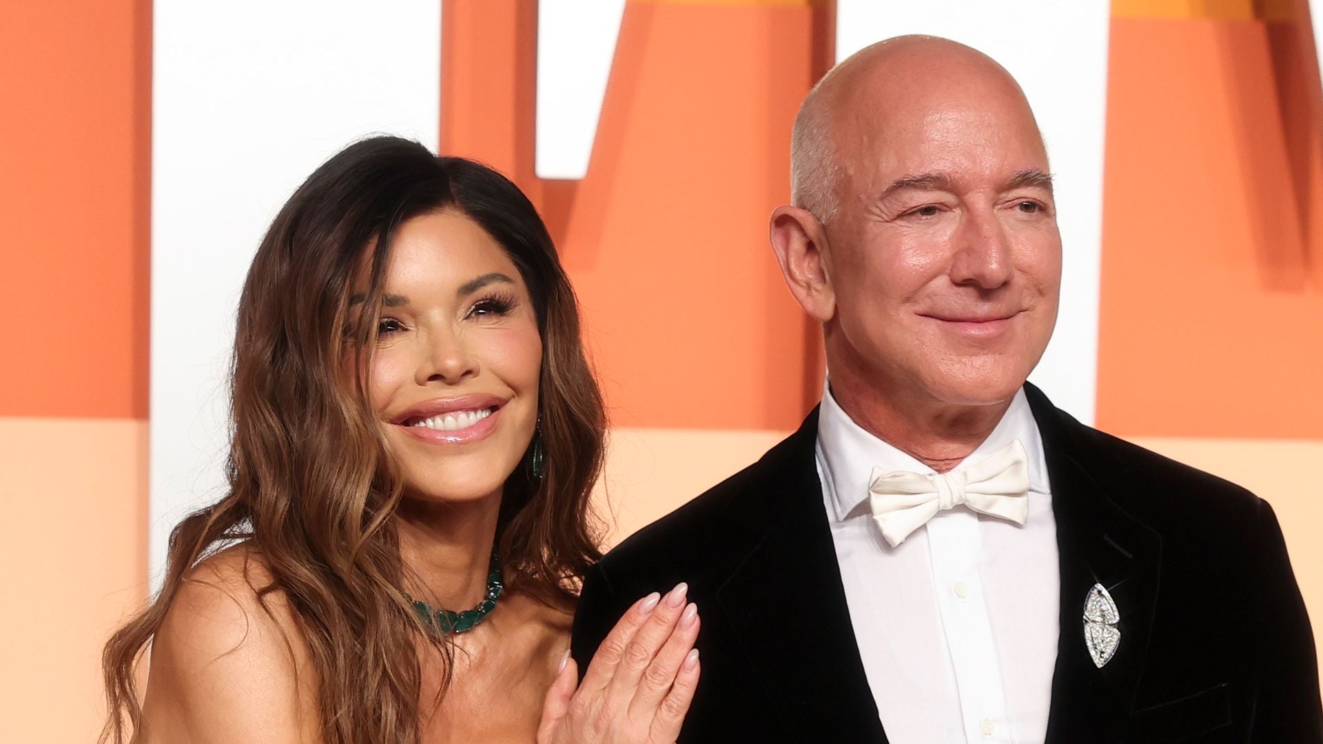 Lauren Sanchez: A bridal vision at the Vanity Fair Oscars after-party with fiancé Jeff Bezos